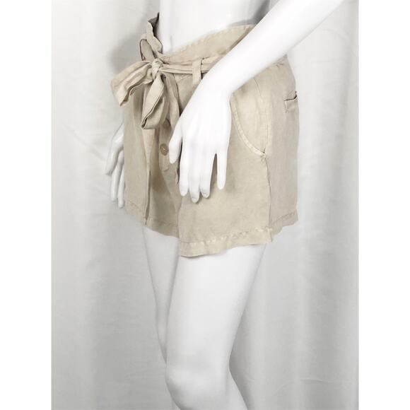 YF&B Tan Linen Front Pleat Button Waist Tie Shorts Size Small NWT - Picture 3 of 8
